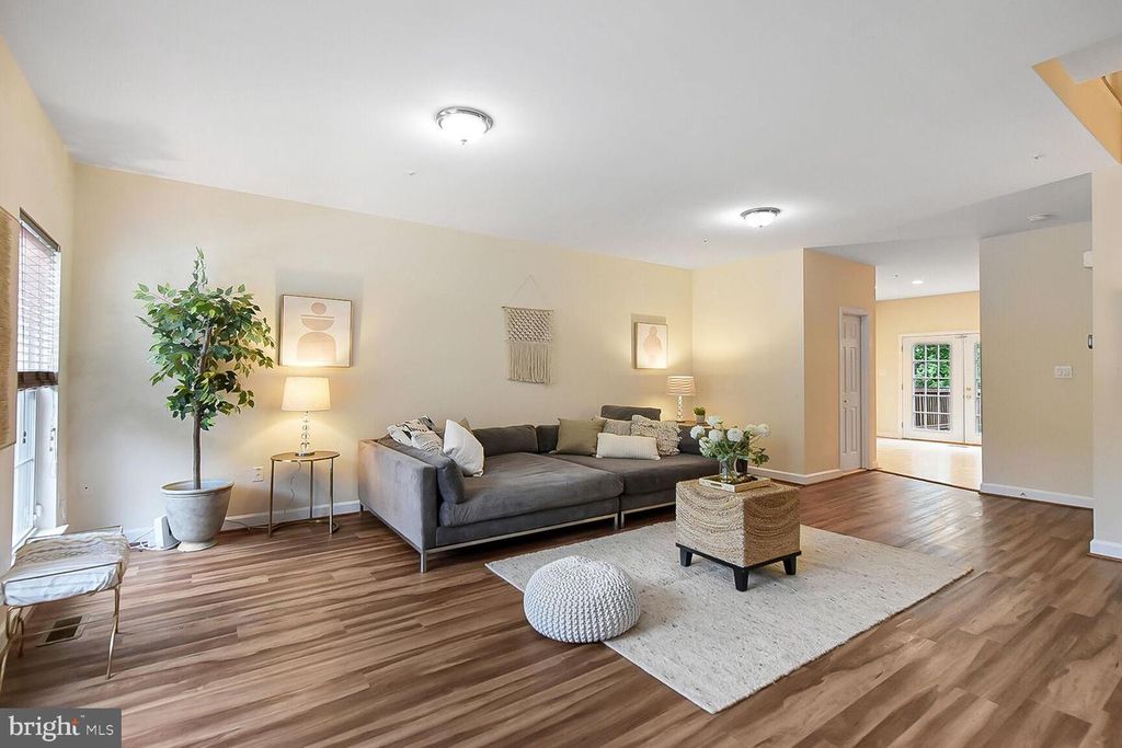 6134 PINE CREST LN, Frederick, MD 21701