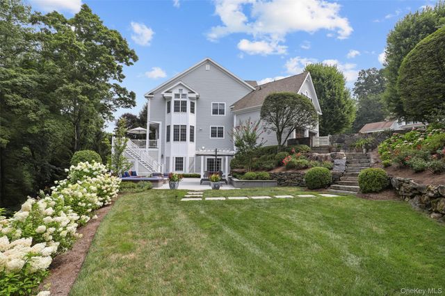 5 Augusta Court, Purchase, NY 10577