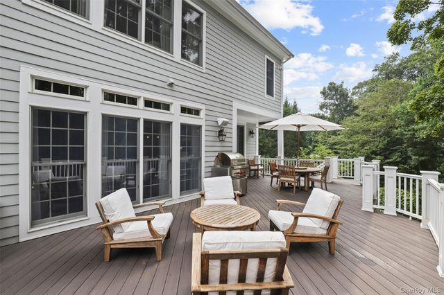 5 Augusta Court, Purchase, NY 10577