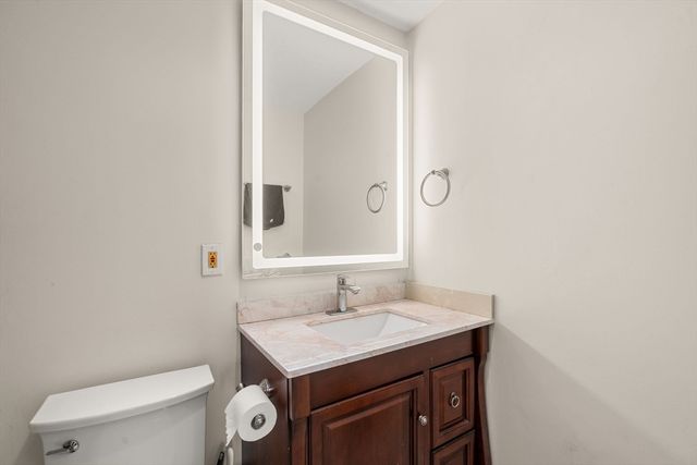 33 Pond Street 919, Brookline, MA 02445