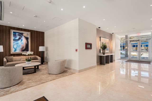 33 Pond Street 919, Brookline, MA 02445