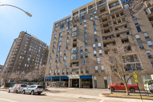 33 Pond Street 919, Brookline, MA 02445