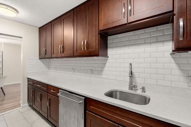 33 Pond Street 919, Brookline, MA 02445