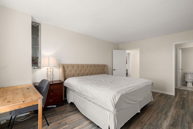 33 Pond Street 919, Brookline, MA 02445