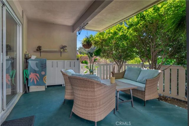 291 Sequoia Court 13, Thousand Oaks, CA 91360