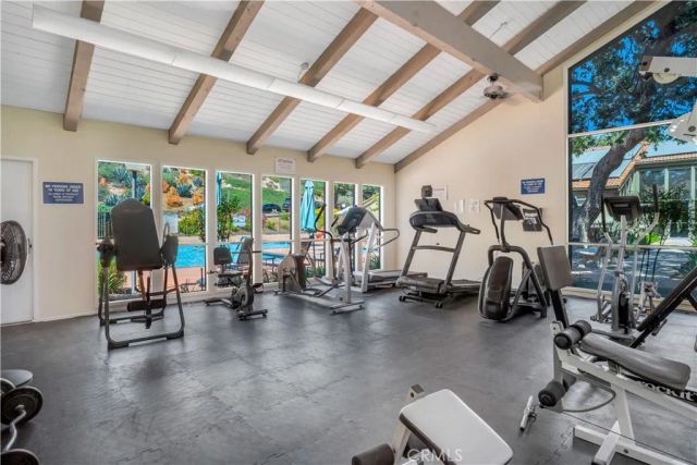 291 Sequoia Court 13, Thousand Oaks, CA 91360