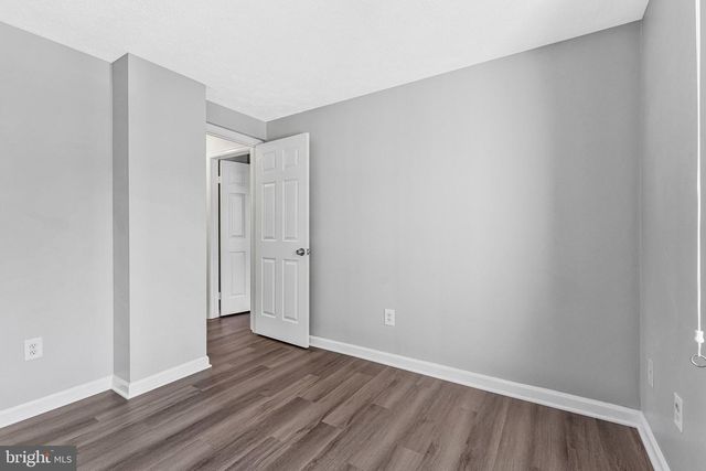 6365 GENERALS CT, Centreville, VA 20121