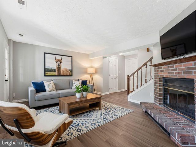 6365 GENERALS CT, Centreville, VA 20121