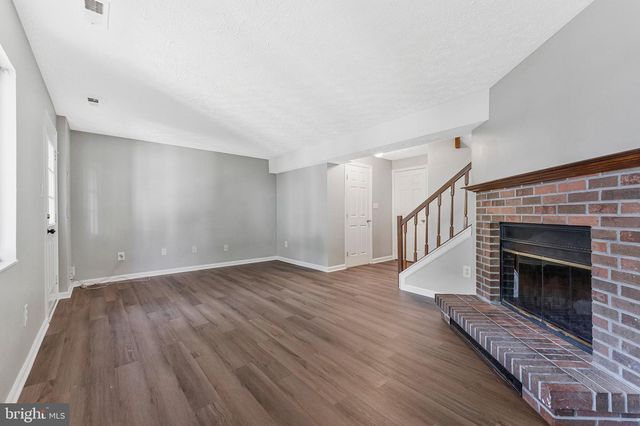 6365 GENERALS CT, Centreville, VA 20121