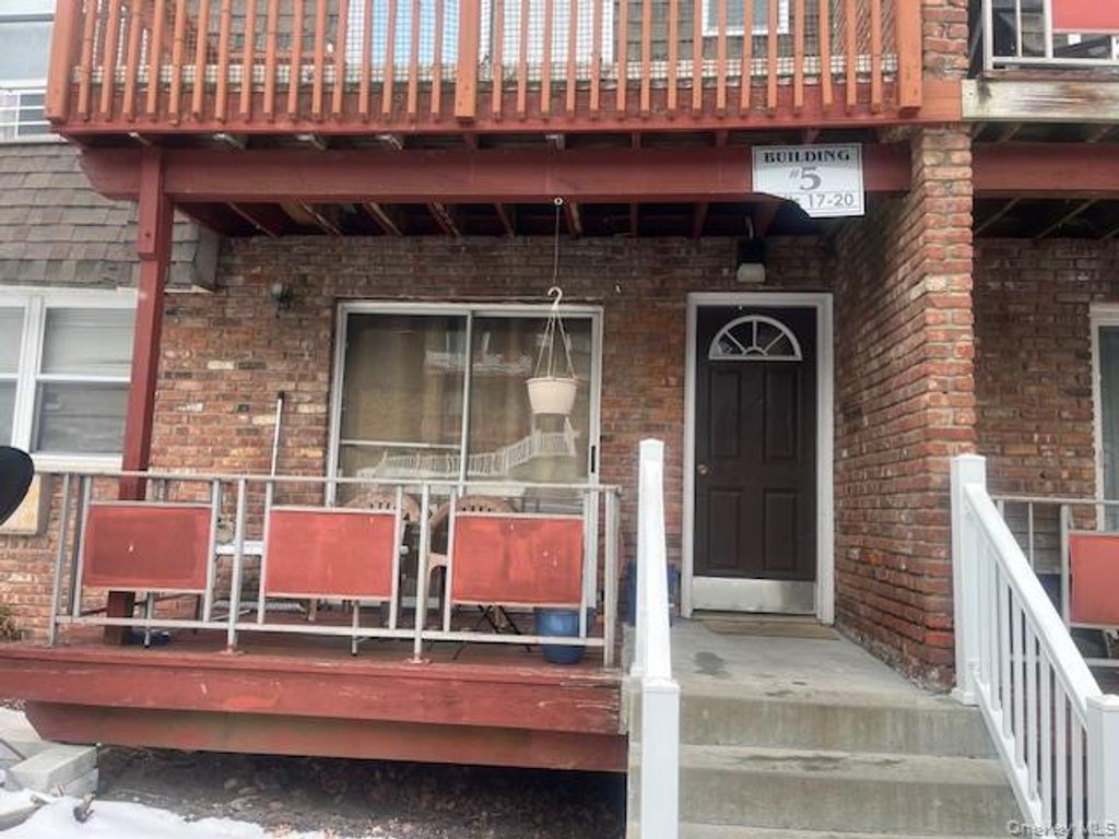 5 Crescent Drive 17, Thiells, NY 10984