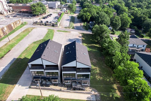 116 E Mountain Street, Fayetteville, AR 72701