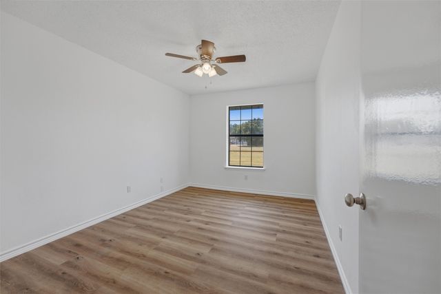 124 Prairie Creek Road, Red Oak, TX 75154