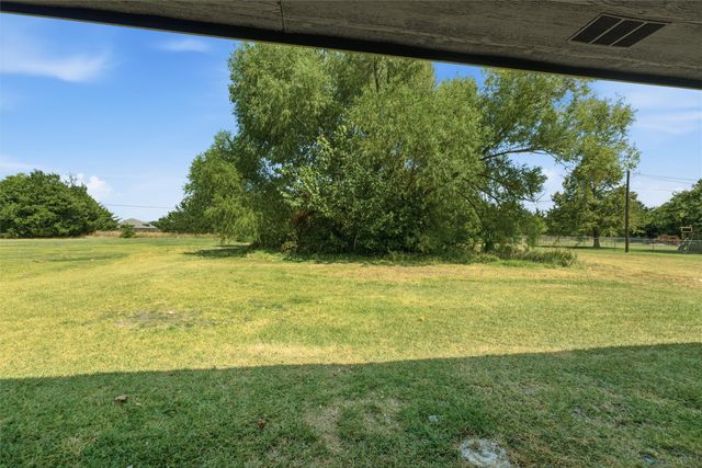 124 Prairie Creek Road, Red Oak, TX 75154