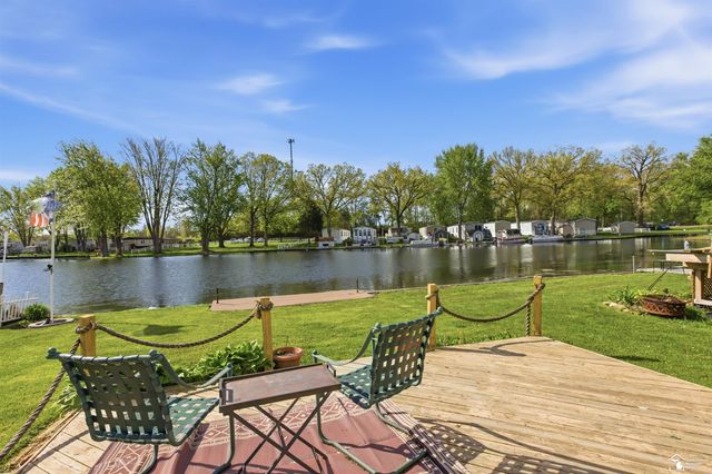 2678 Bayberry Court, Brooklyn, MI 48130