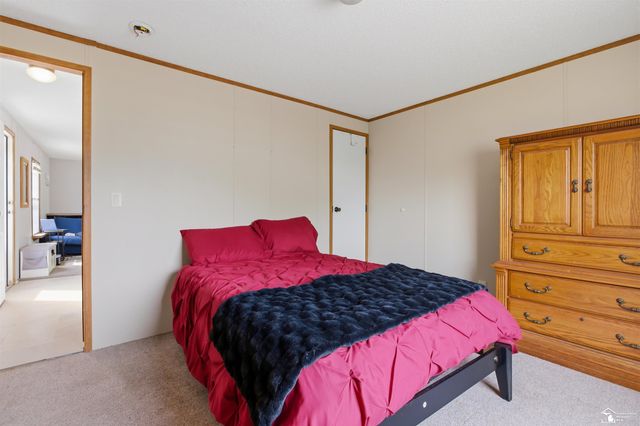 2678 Bayberry Court, Brooklyn, MI 48130