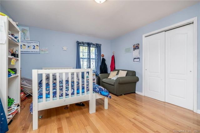 21 Hirsch Road, Stamford, CT 06905