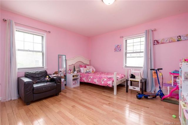 21 Hirsch Road, Stamford, CT 06905