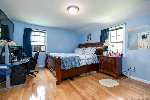 21 Hirsch Road, Stamford, CT 06905