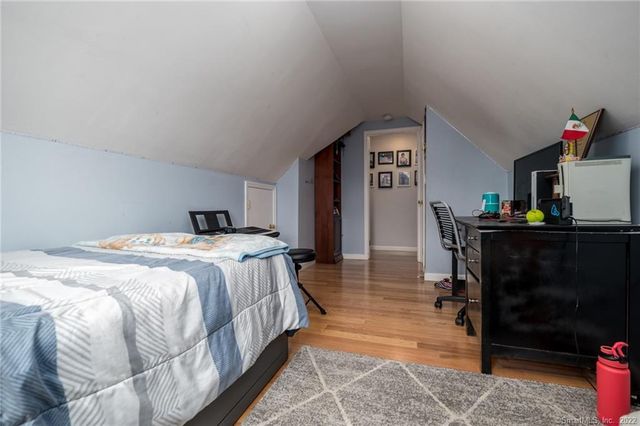 21 Hirsch Road, Stamford, CT 06905