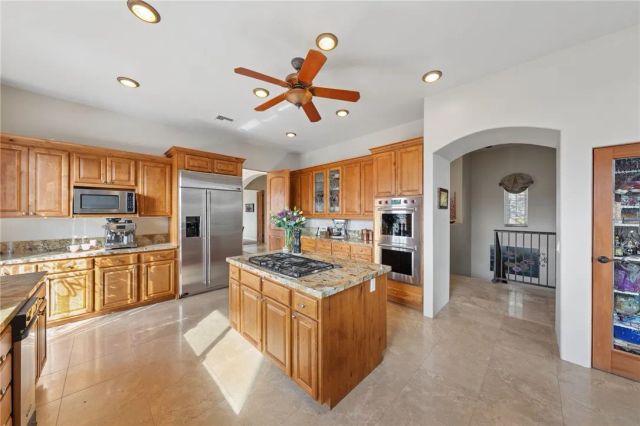 46480 Via Vaquero, Temecula, CA 92590