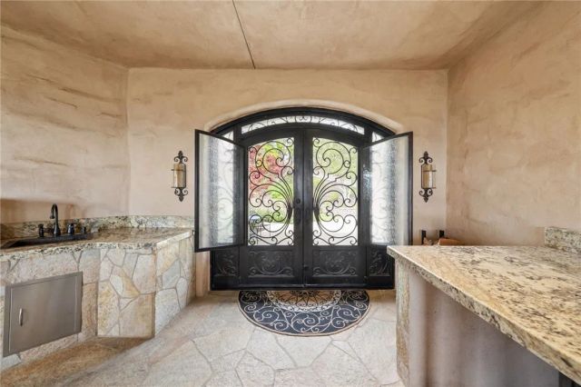 46480 Via Vaquero, Temecula, CA 92590