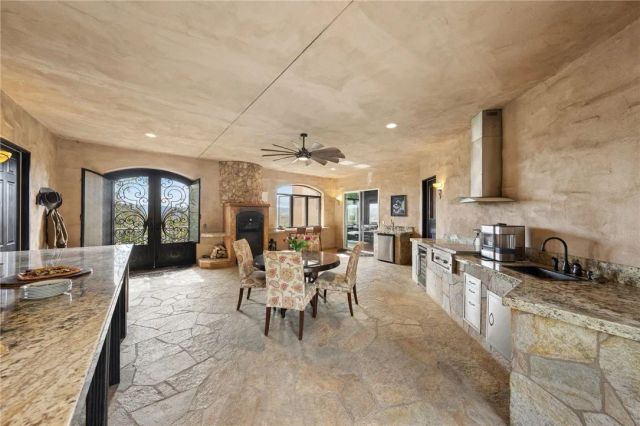 46480 Via Vaquero, Temecula, CA 92590