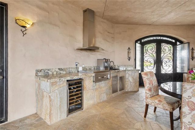 46480 Via Vaquero, Temecula, CA 92590
