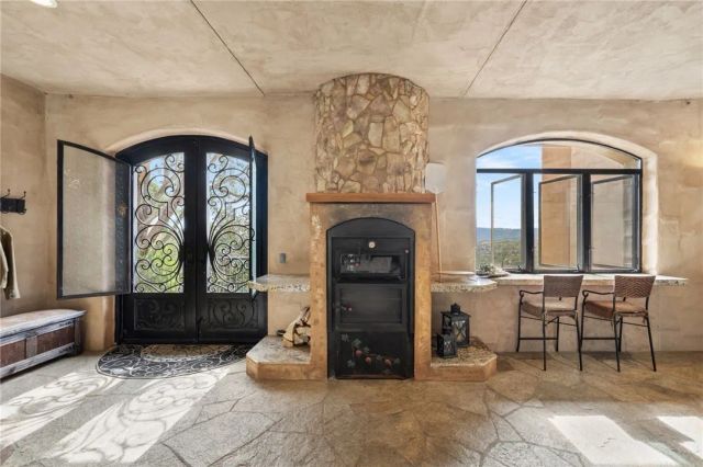 46480 Via Vaquero, Temecula, CA 92590
