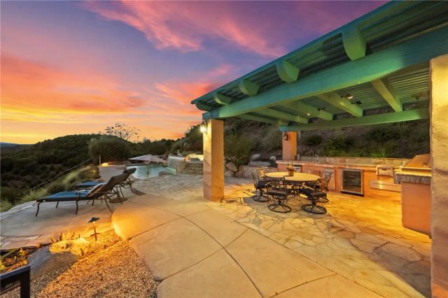 46480 Via Vaquero, Temecula, CA 92590