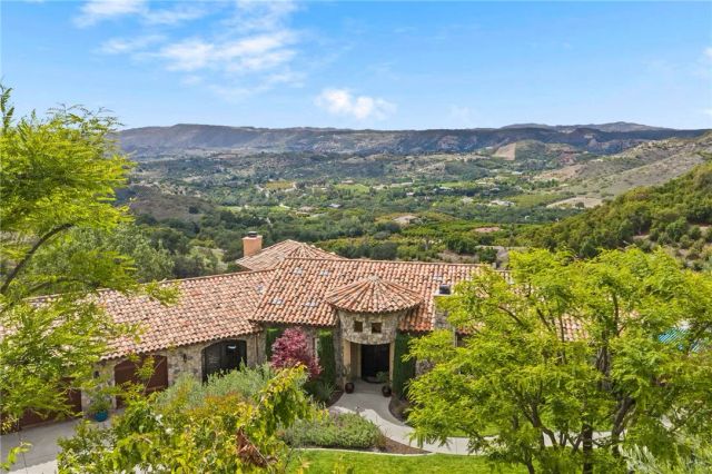 46480 Via Vaquero, Temecula, CA 92590