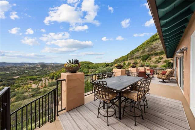 46480 Via Vaquero, Temecula, CA 92590