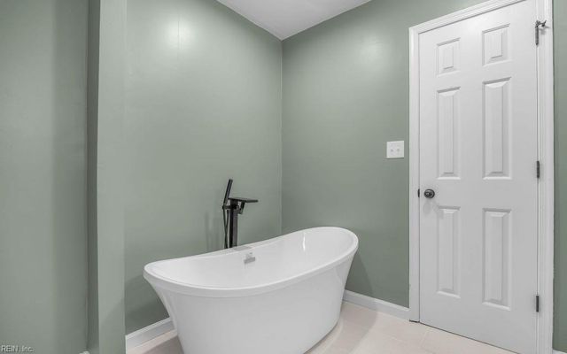 4529 Medford CT, Virginia Beach, VA 23456