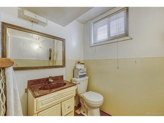 5164 W Columbia Pl, Denver, CO 80236