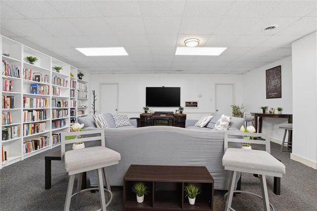 5 Bayard Rd 317, Shadyside, PA 15213