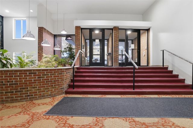 5 Bayard Rd 317, Shadyside, PA 15213