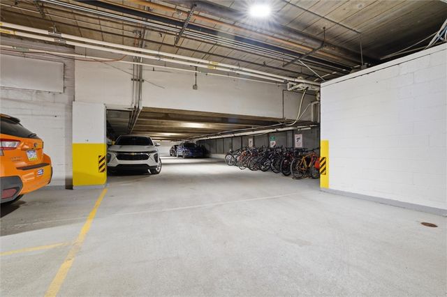 5 Bayard Rd 317, Shadyside, PA 15213