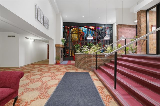 5 Bayard Rd 317, Shadyside, PA 15213