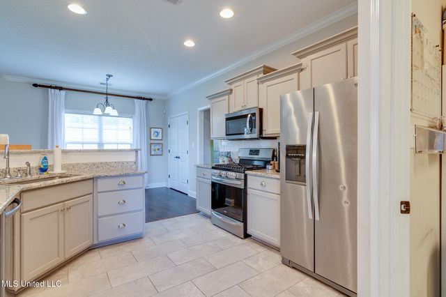 1757 Robertson Pl Drive, Hernando, MS 38632