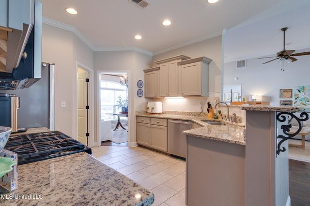 1757 Robertson Pl Drive, Hernando, MS 38632