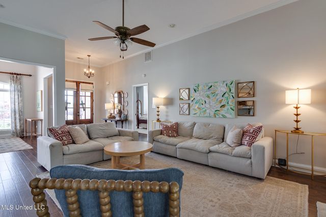 1757 Robertson Pl Drive, Hernando, MS 38632
