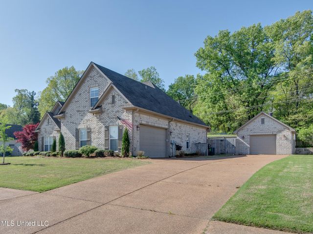 1757 Robertson Pl Drive, Hernando, MS 38632