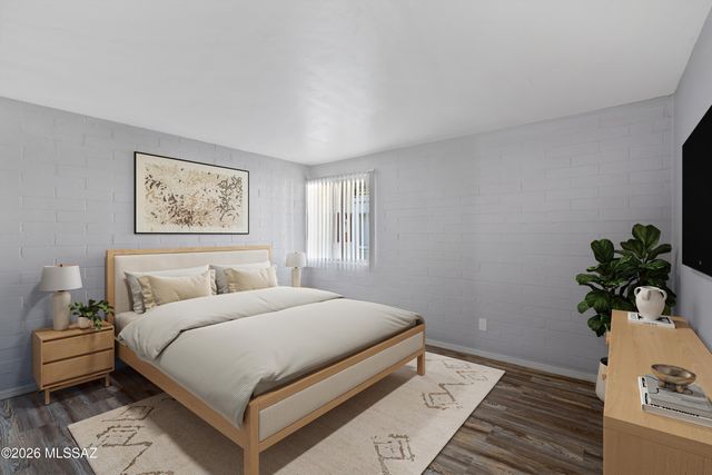 5570 E Hampton St Apt 220, Tucson, AZ 85712