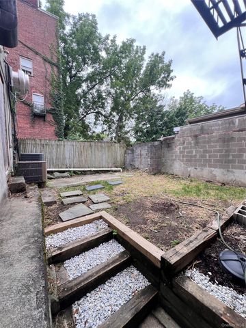 101 Washington Street 1, Newburgh, NY 12550