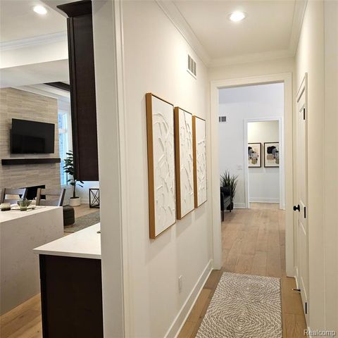 54765 Palomino Dr, Shelby, MI 48315