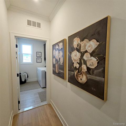 54765 Palomino Dr, Shelby, MI 48315