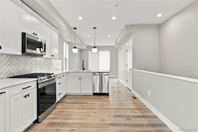 4925 W 10th Avenue 101, Denver, CO 80204