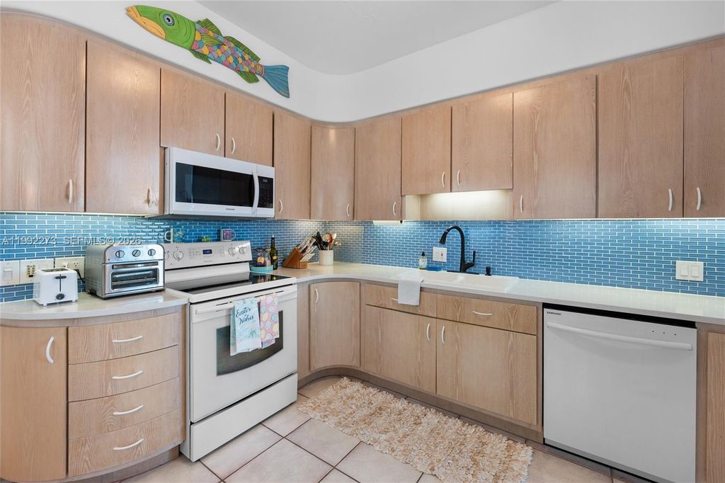 Image 13 of property listing at 431 12th St, Key Colony, FL 33051