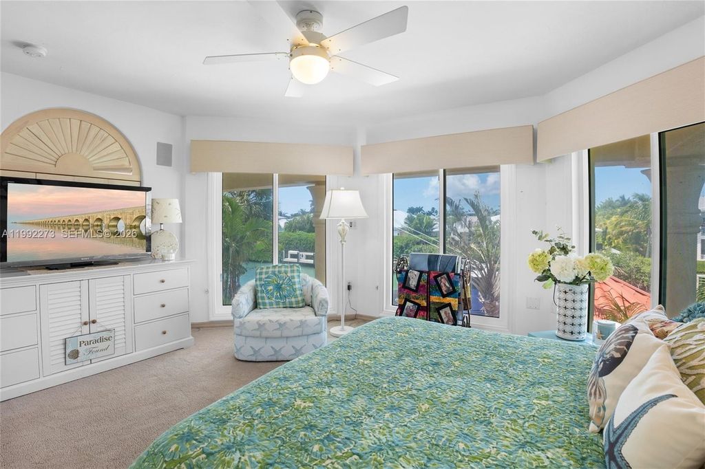 Image 24 of property listing at 431 12th St, Key Colony, FL 33051