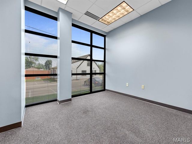 174 Clarkson Road, Ballwin, MO 63011