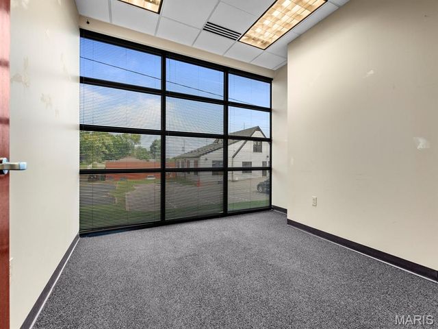 174 Clarkson Road, Ballwin, MO 63011